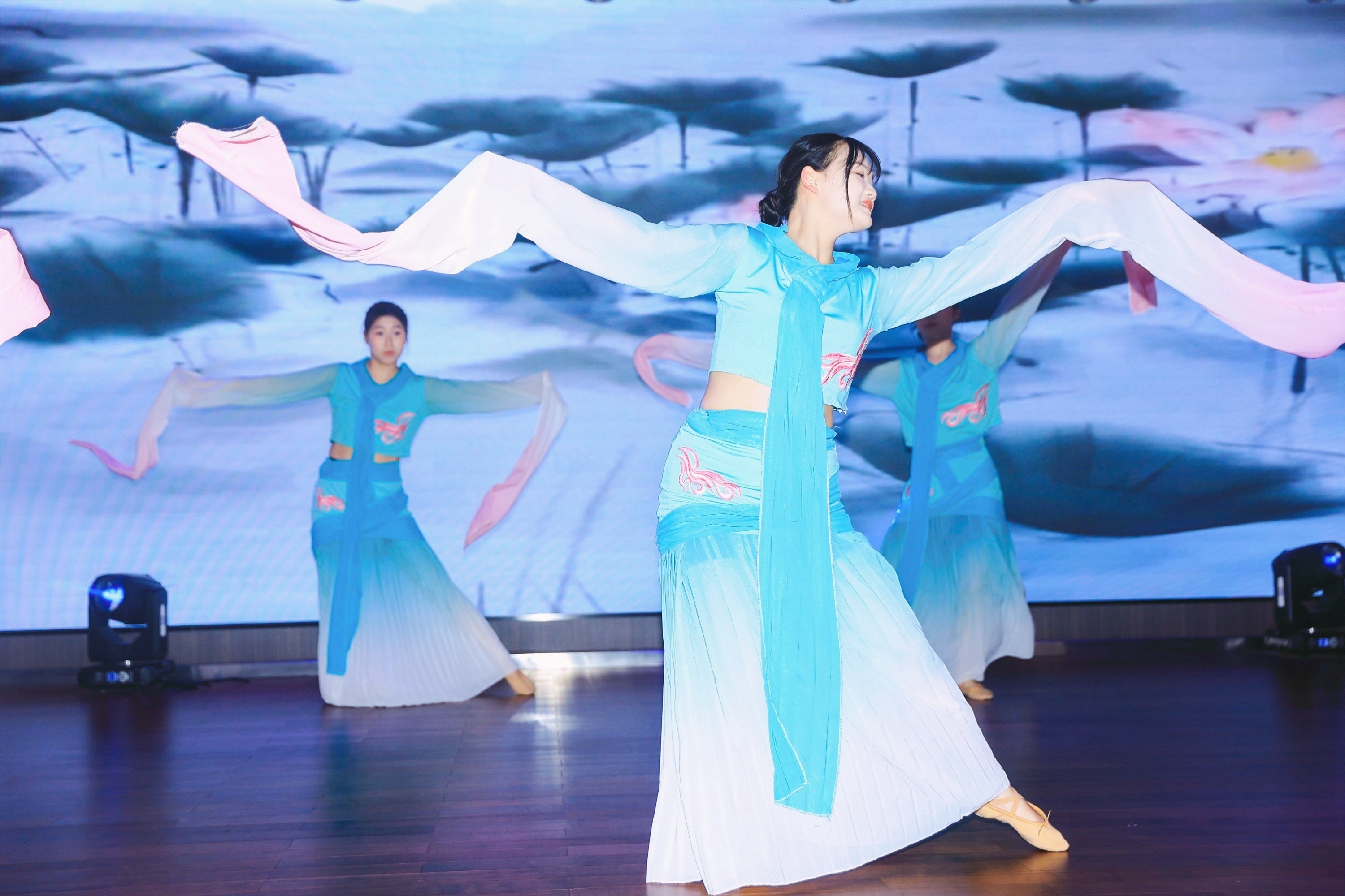 豐富的在船文藝活動，讓郵輪之旅別樣精彩