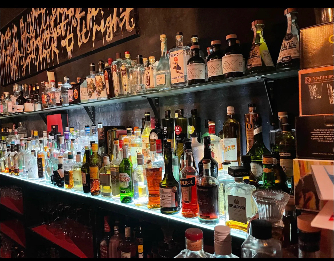 Beijing Hutong Night Exploration Food and Wine Tour