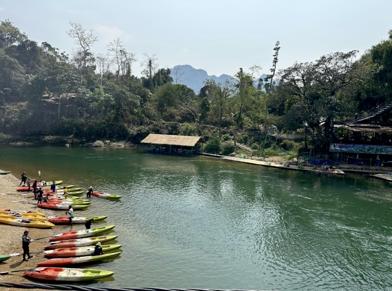 Vangvieng with  Cave  Kayak & Zipline