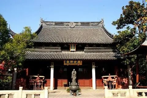 上海私人導覽1日遊 文廟 人民廣場 玉佛禪寺 花鳥市場 南京路 外灘