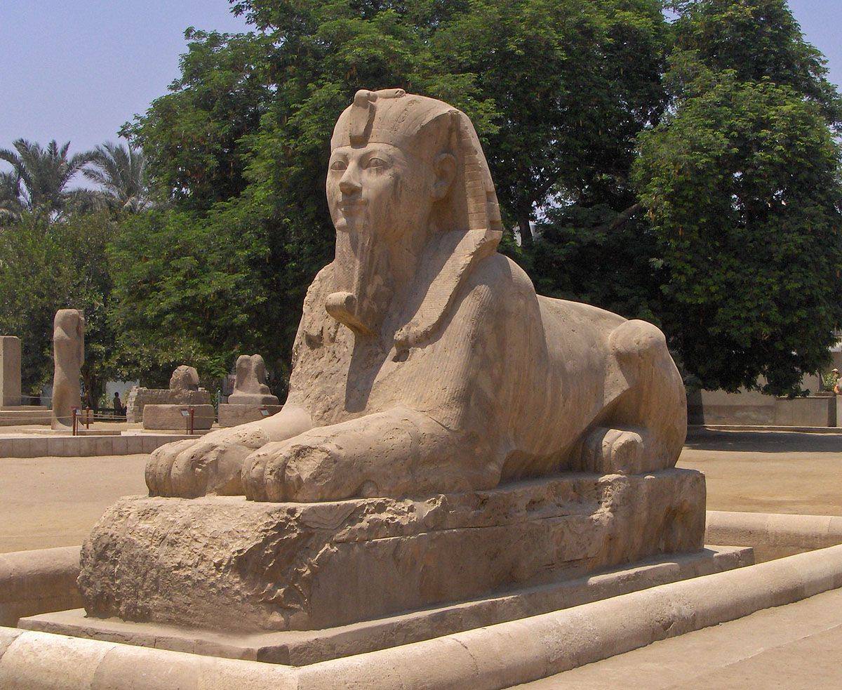吉薩金字塔 (Giza Pyramids) 與獅身人面像 (Sphinx)、曼菲斯 (Memphis) 城市和薩卡拉 (Saqqara) 含午餐