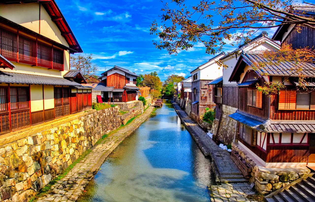Lake Biwa Observatory, Shirahige Shrine, and Mangetsu-ji Temple Floating Temple Hall Day Trip