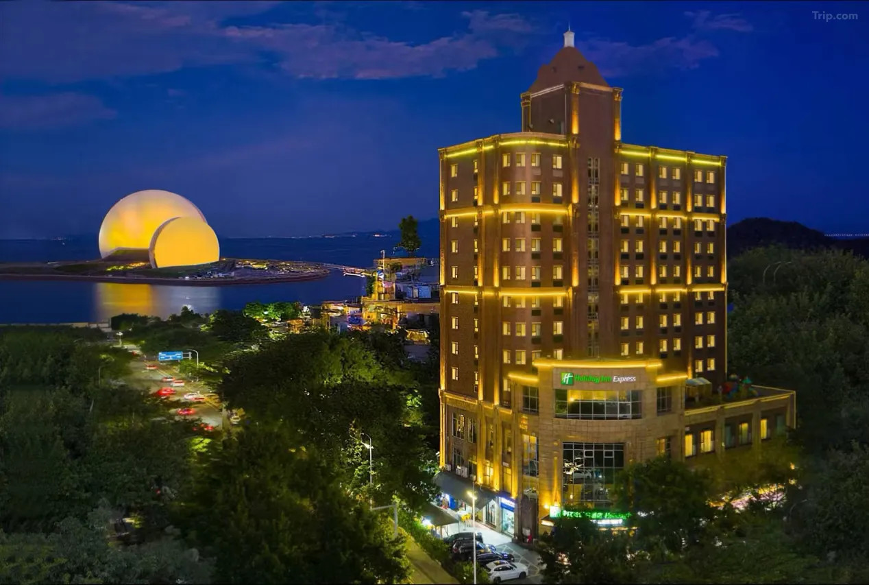 [Near Zhuhai Grand Theatre] Holiday Inn Express Zhuhai Grand Theatre Accommodation Package | Near Lovers Road