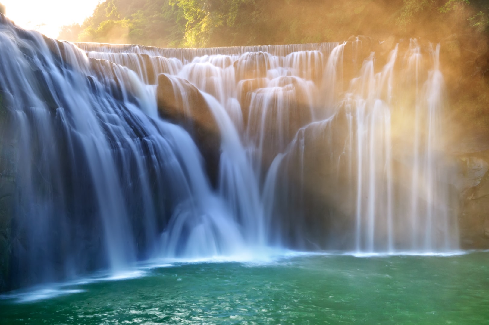 Shifen Waterfall