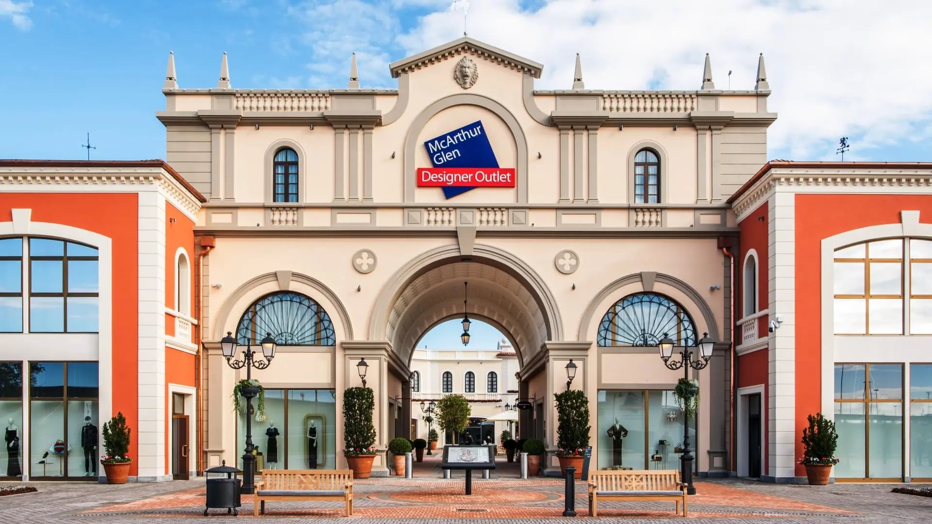 Venice Designer Outlet Noventa di Piave One-Day Shopping Tour