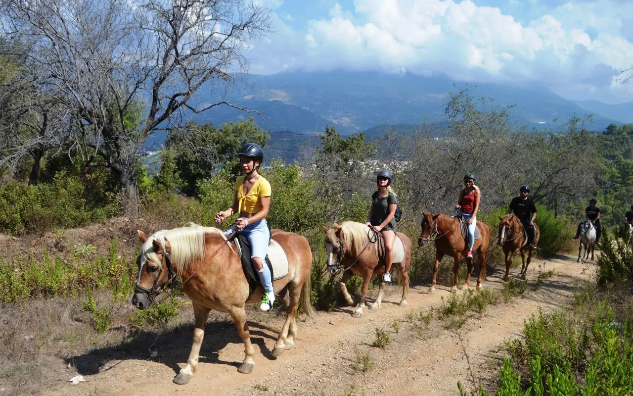 托羅斯山脈阿蘭亞騎馬之旅