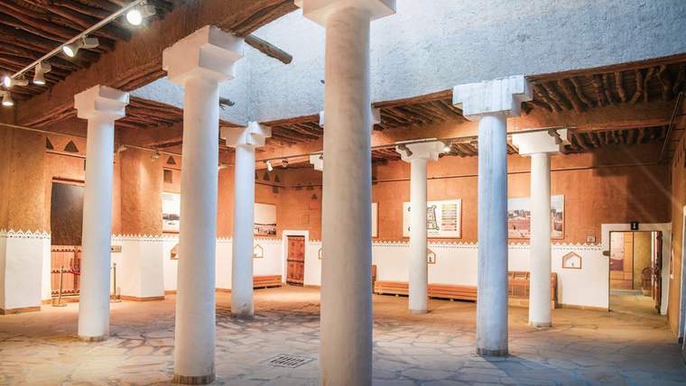 Explore the Capital Heritage & Modernness