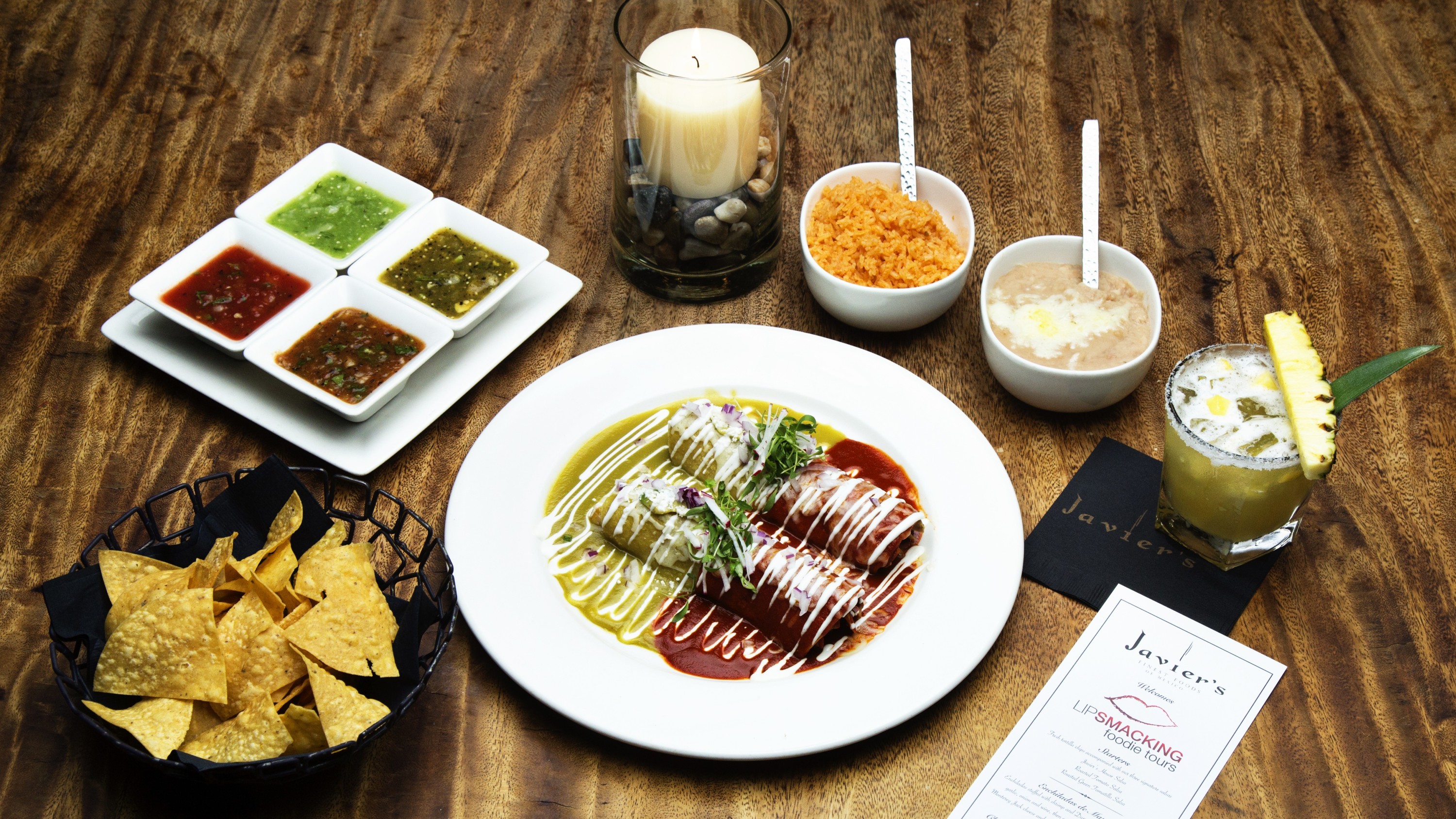 品嚐由當地名廚精心烹製的美味、芳香、個人化套餐菜單。