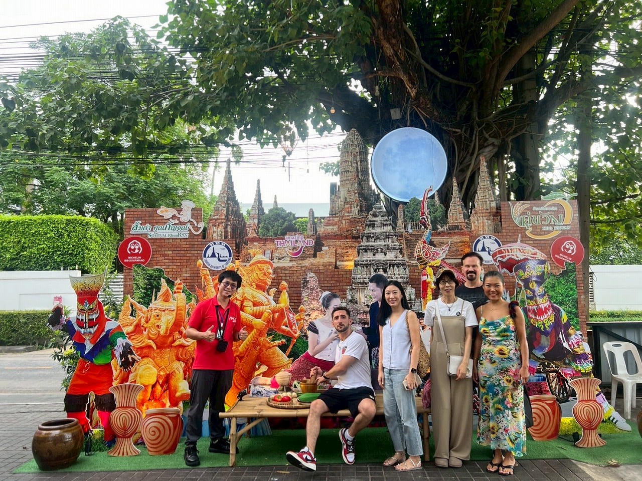 Bangkok Train Night Market Small Group Food Tour