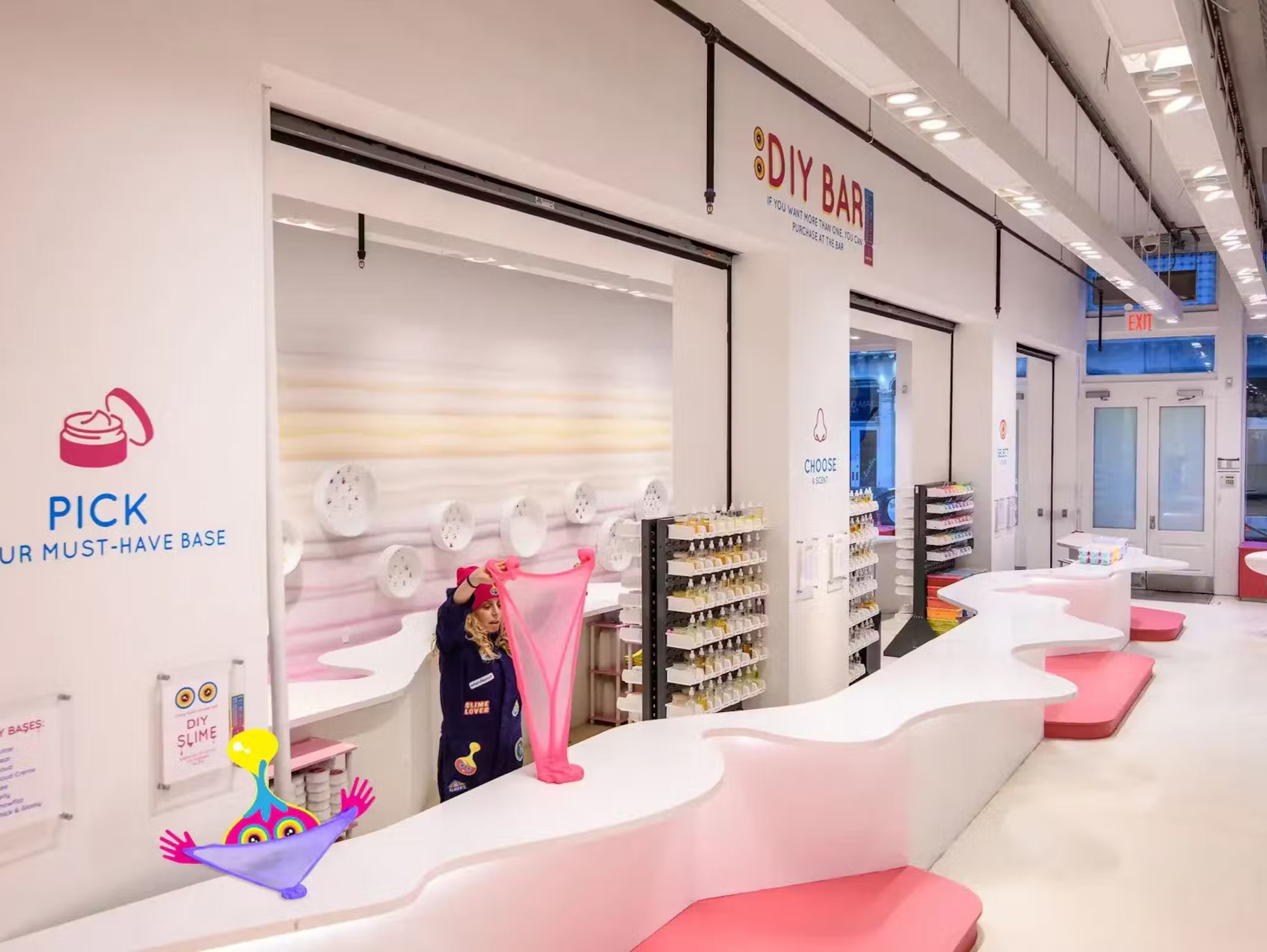 在紐約市最具互動性、色彩最豐富、最柔軟的景點中游玩，全家歡聲笑語不斷