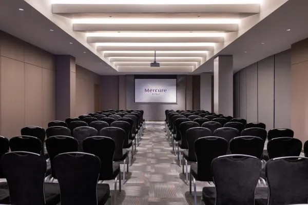 Hotel Meeting Room Showcase