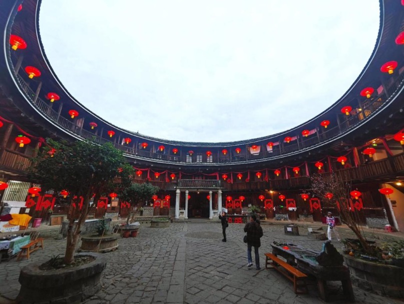 一門十博士的博士樓--僑福樓