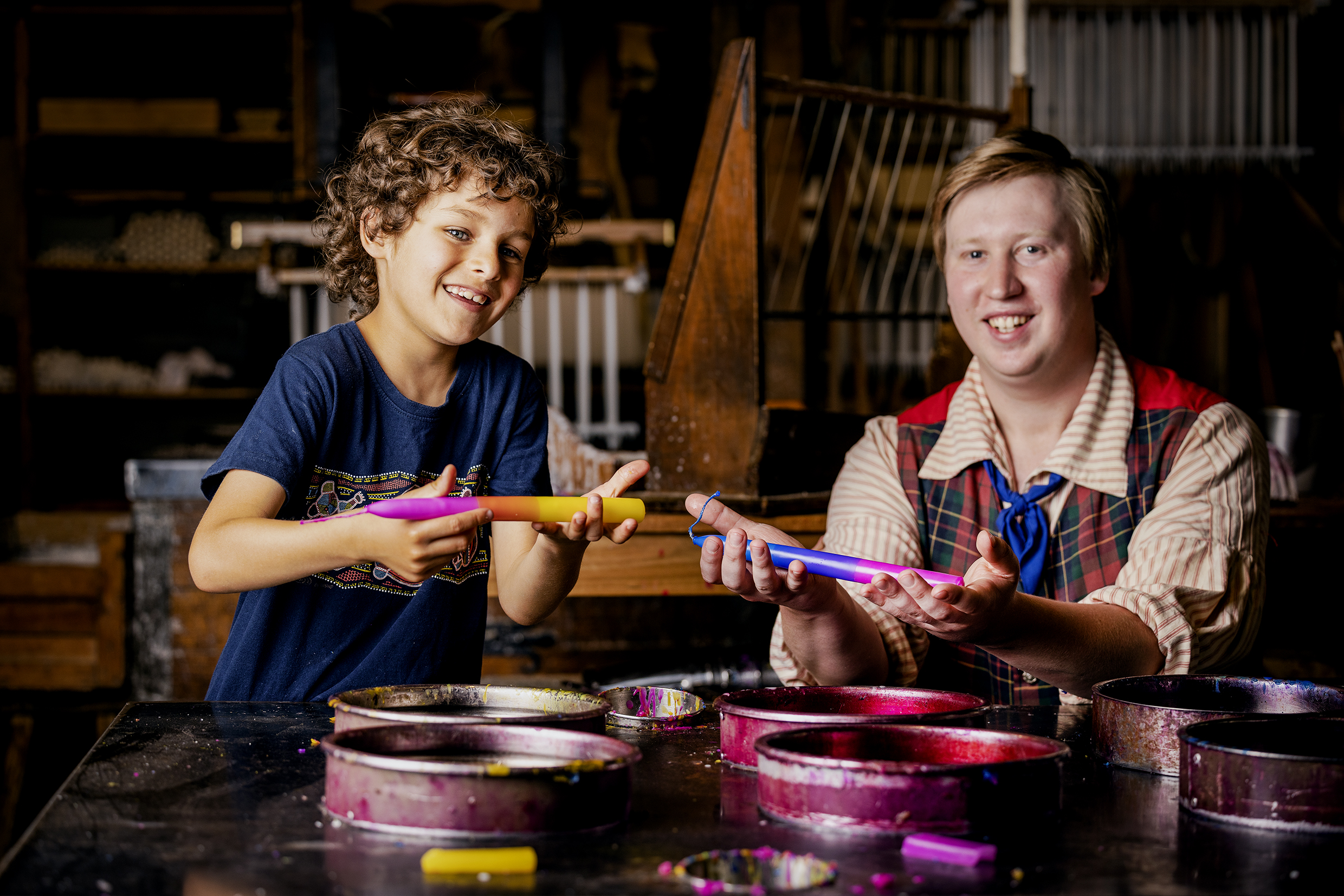 體驗傳統蠟燭浸漬，製作您自己的手工紀念品
