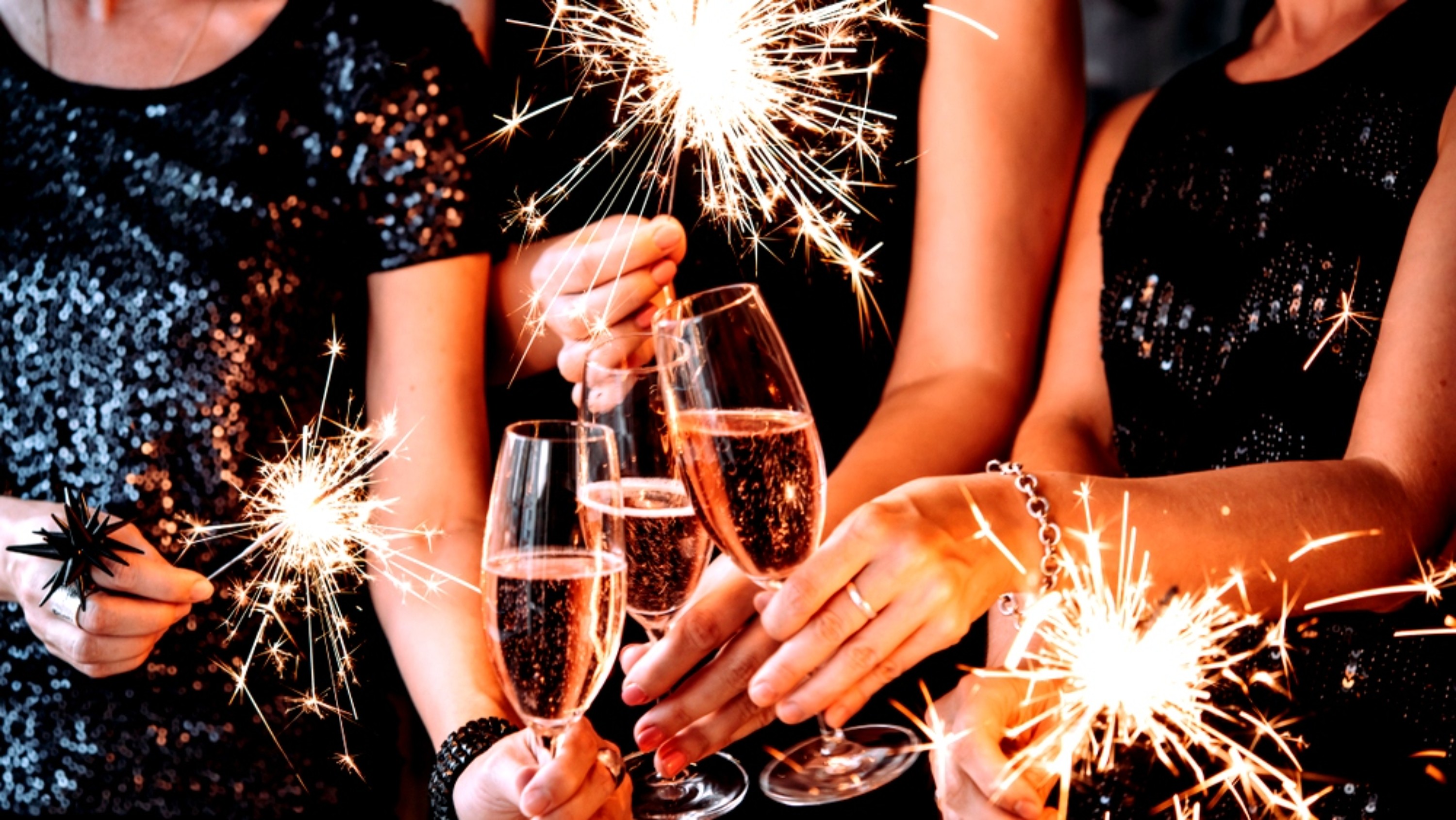 享受泰晤士河跨年巡遊，與朋友一起留下難忘的回憶！