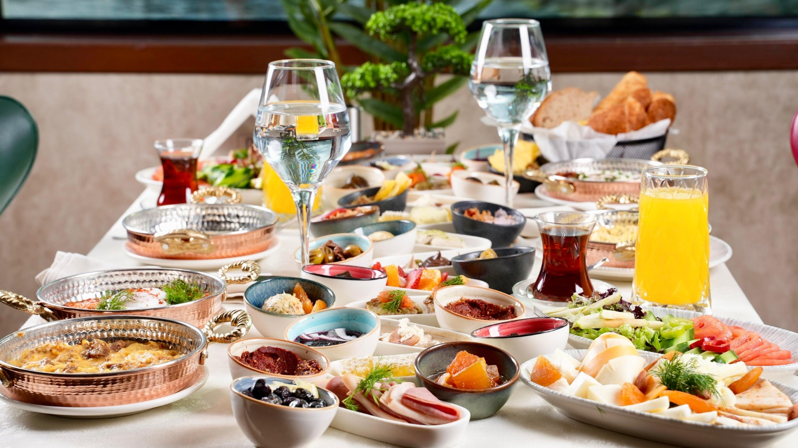 Traditional Turkish Breakfast and Bosphorus Cruise