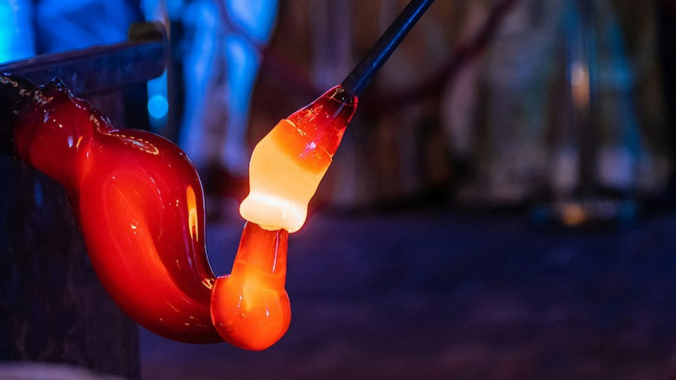 Glass blowing demo experience with drink at Glass Cathedral