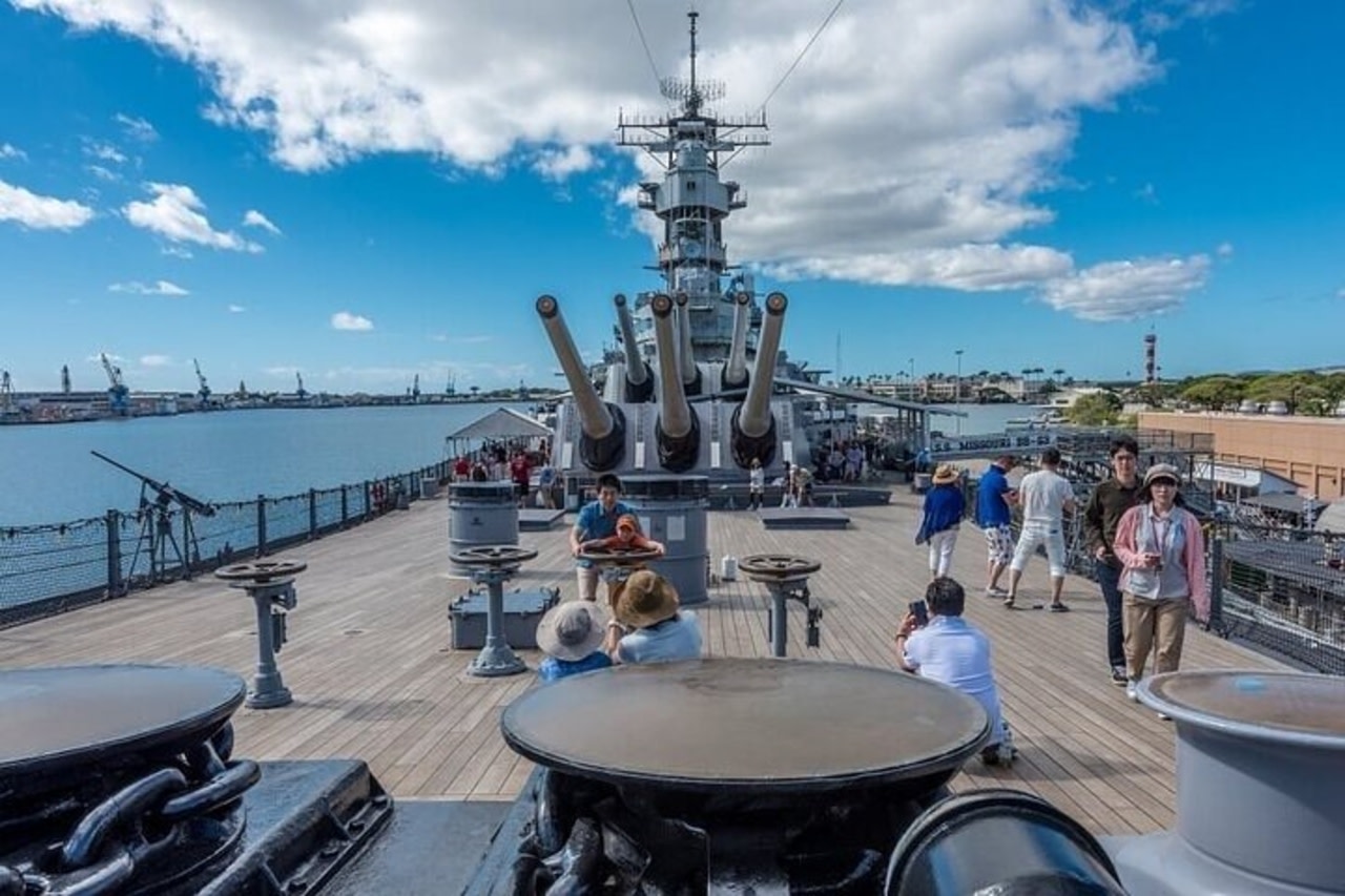Pearl Harbor & Battleship Missouri Memorial Half-day Historical & Shore Excursion Tour