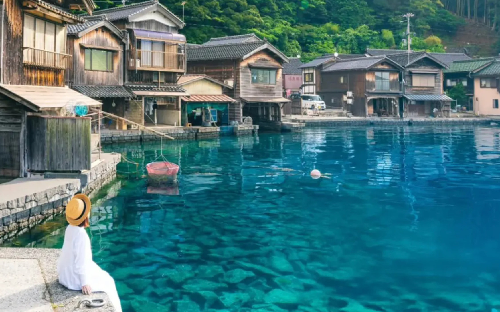 Kyoto Miyama Old Gassho Village Tour: Ine Boathouse & Amanohashidate & Chionji Temple & Miyama Kayabuki Gassho Village Day Trip (Departing from Osaka)