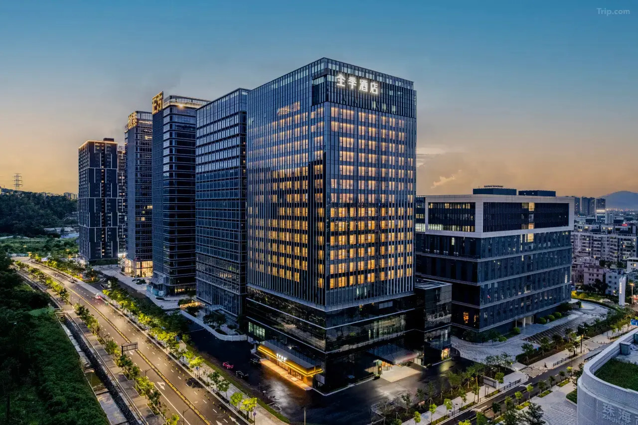 Ji Hotel (Zhuhai Nanping Wanxuehui Branch) Accommodation Package