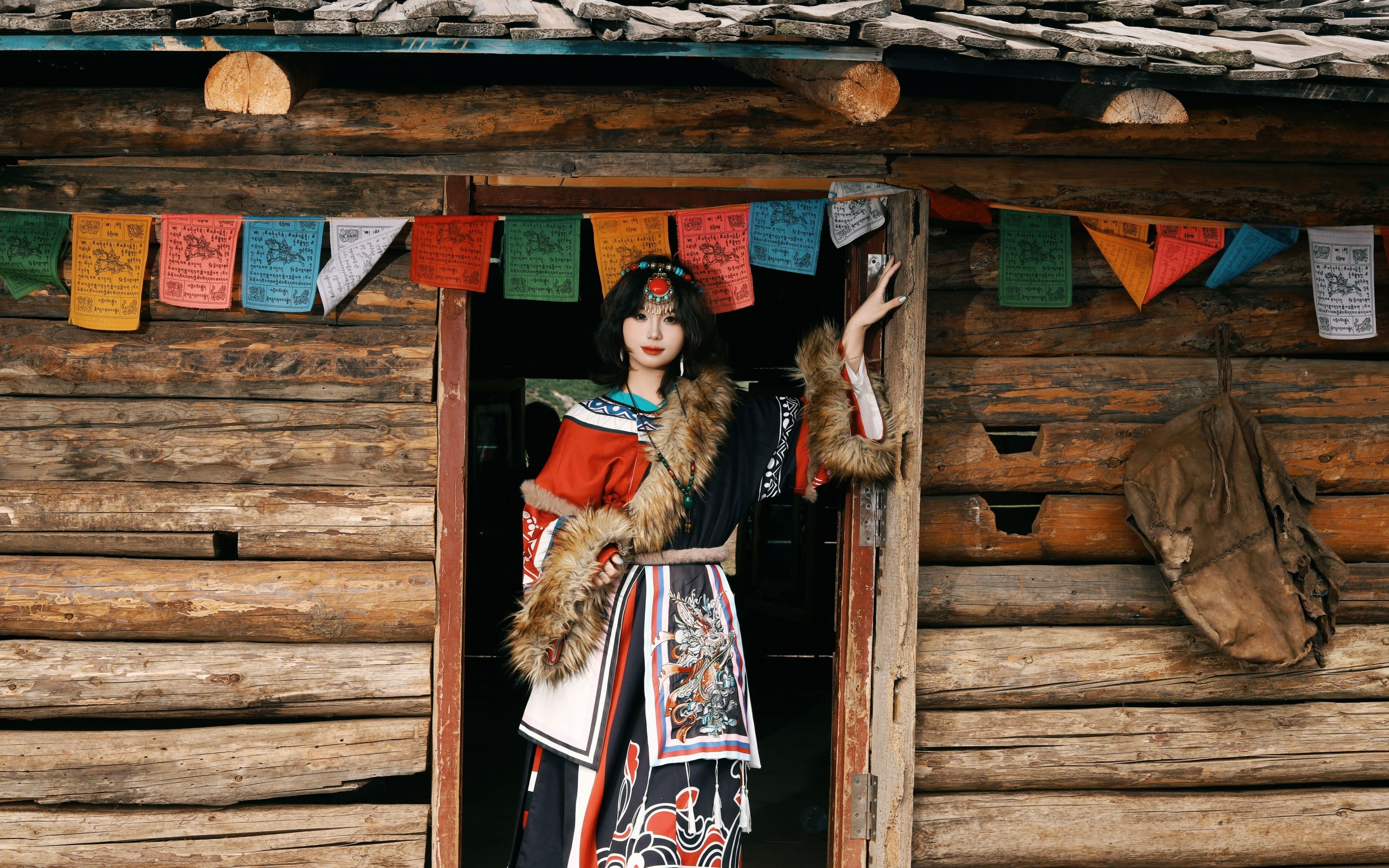 Shangri-La Tibetan costume rental & photography experience