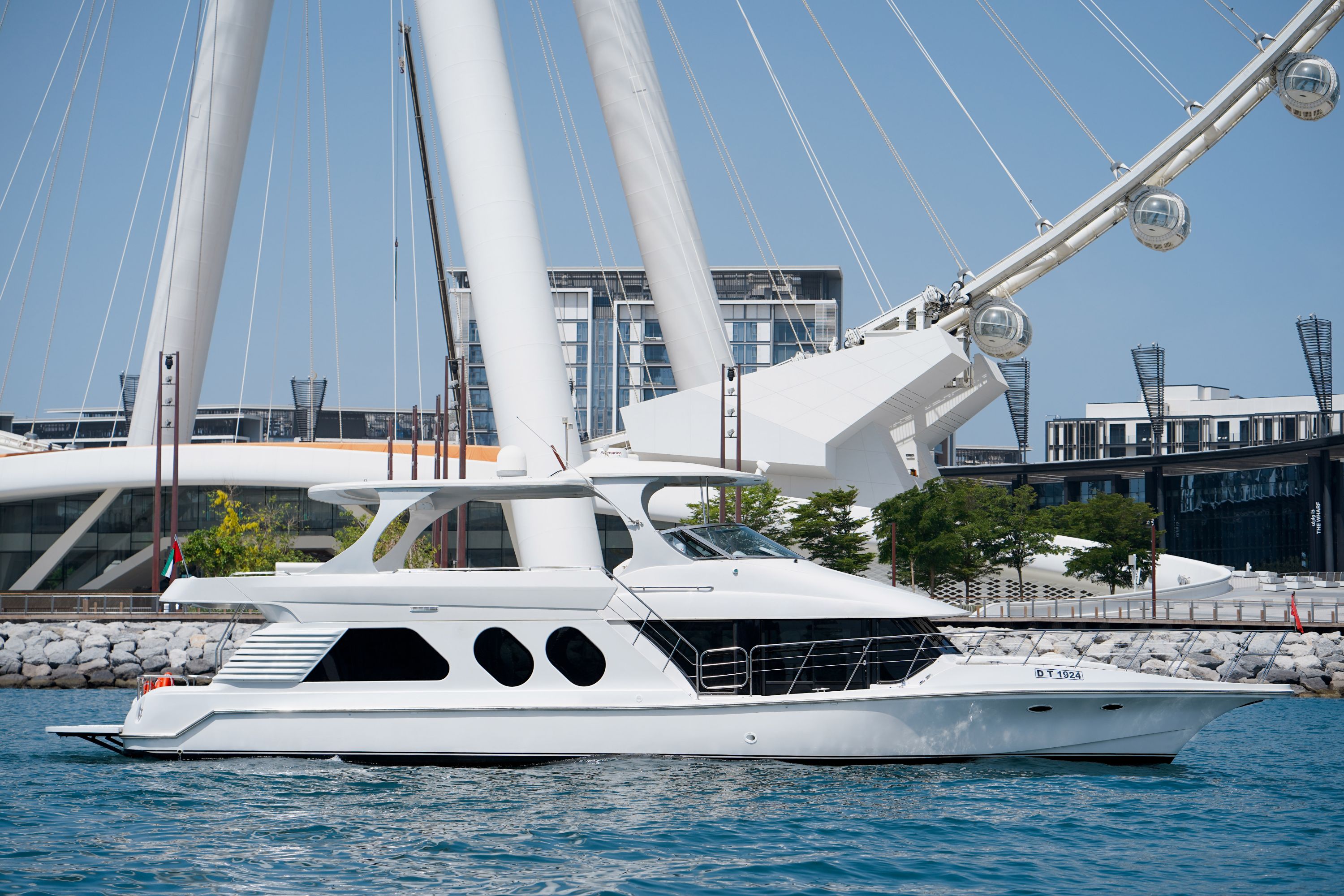 Private Yacht Rental in Dubai