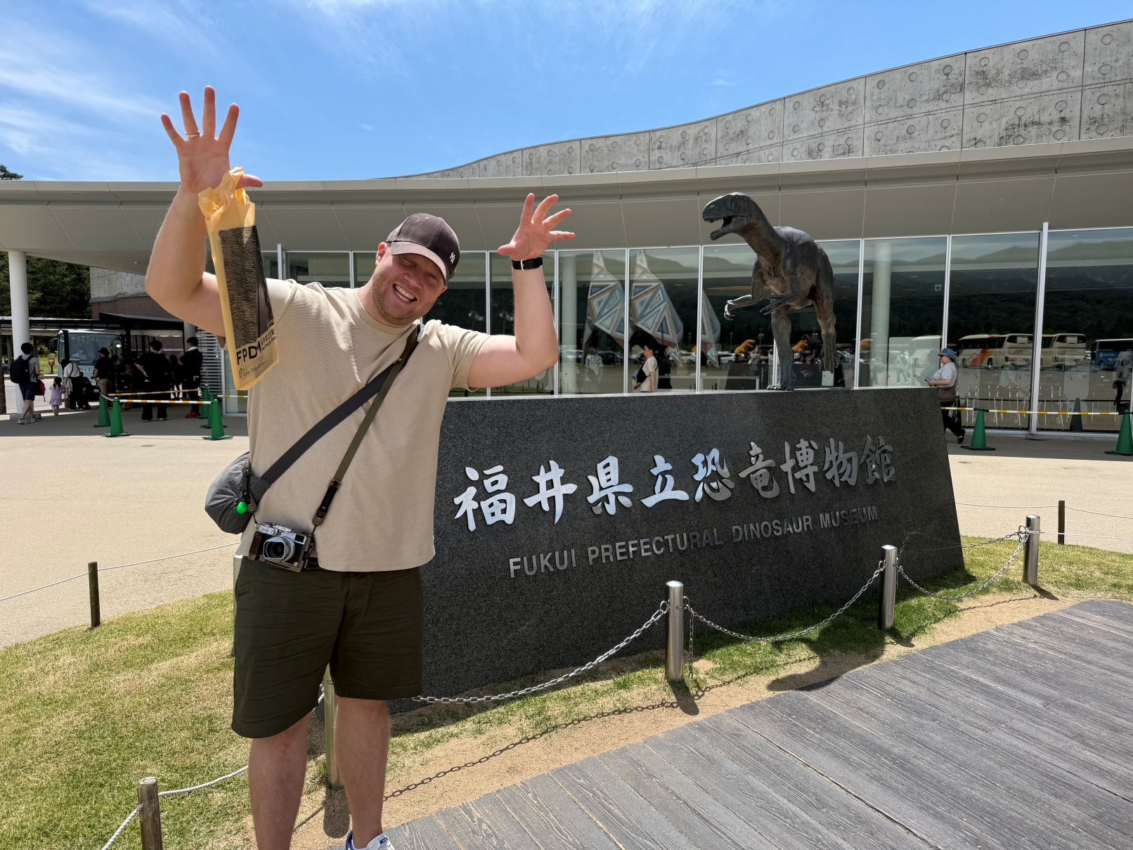 我們很榮幸能為來自德國的旅客提供導覽服務。 我們很榮幸能為來自德國的旅客提供導覽服務。