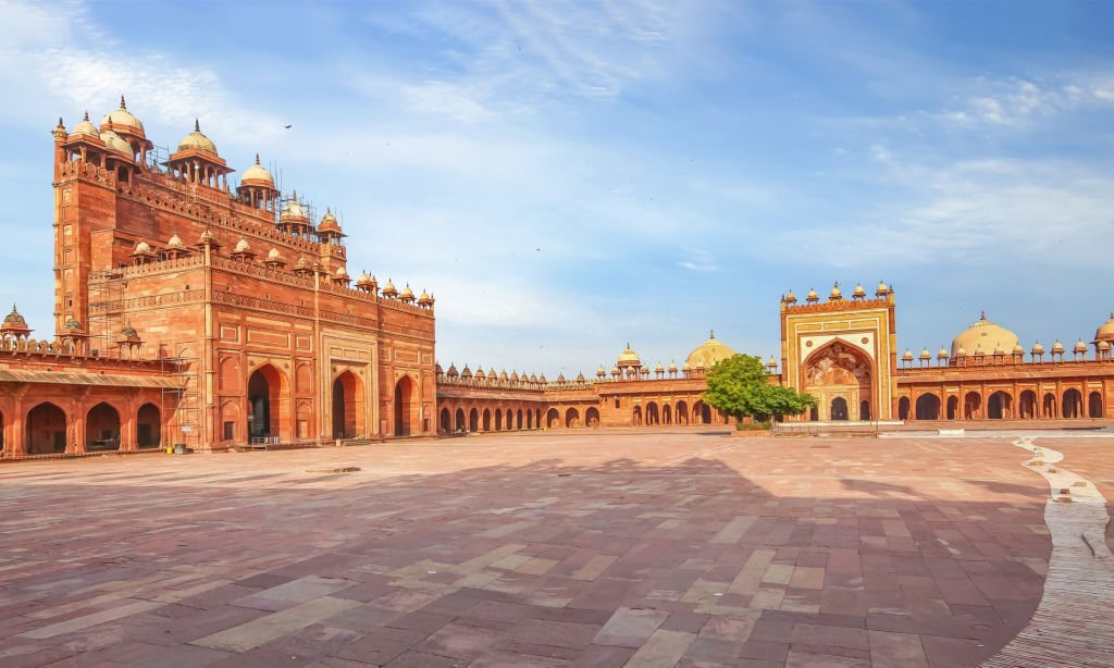 Private Taj mahal and Fatehpur Sikri Tour From Delhi by Car