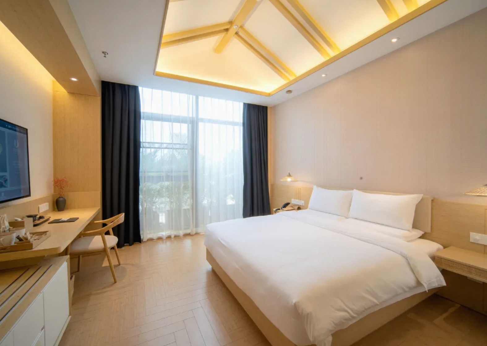 Executive King Room Reference Image
