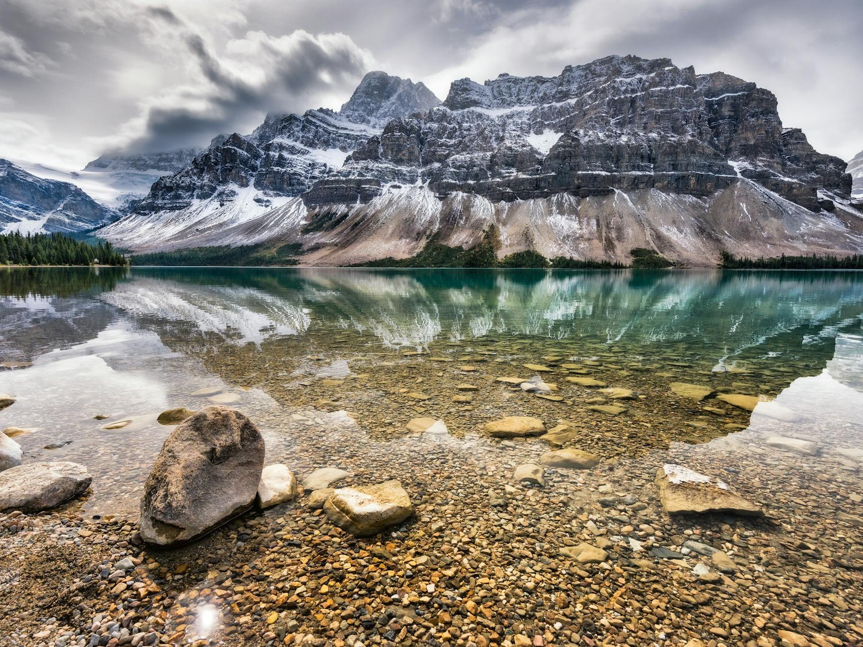 Columbia Icefield Bow Lake Peyto Lake Day Tour in Banff 