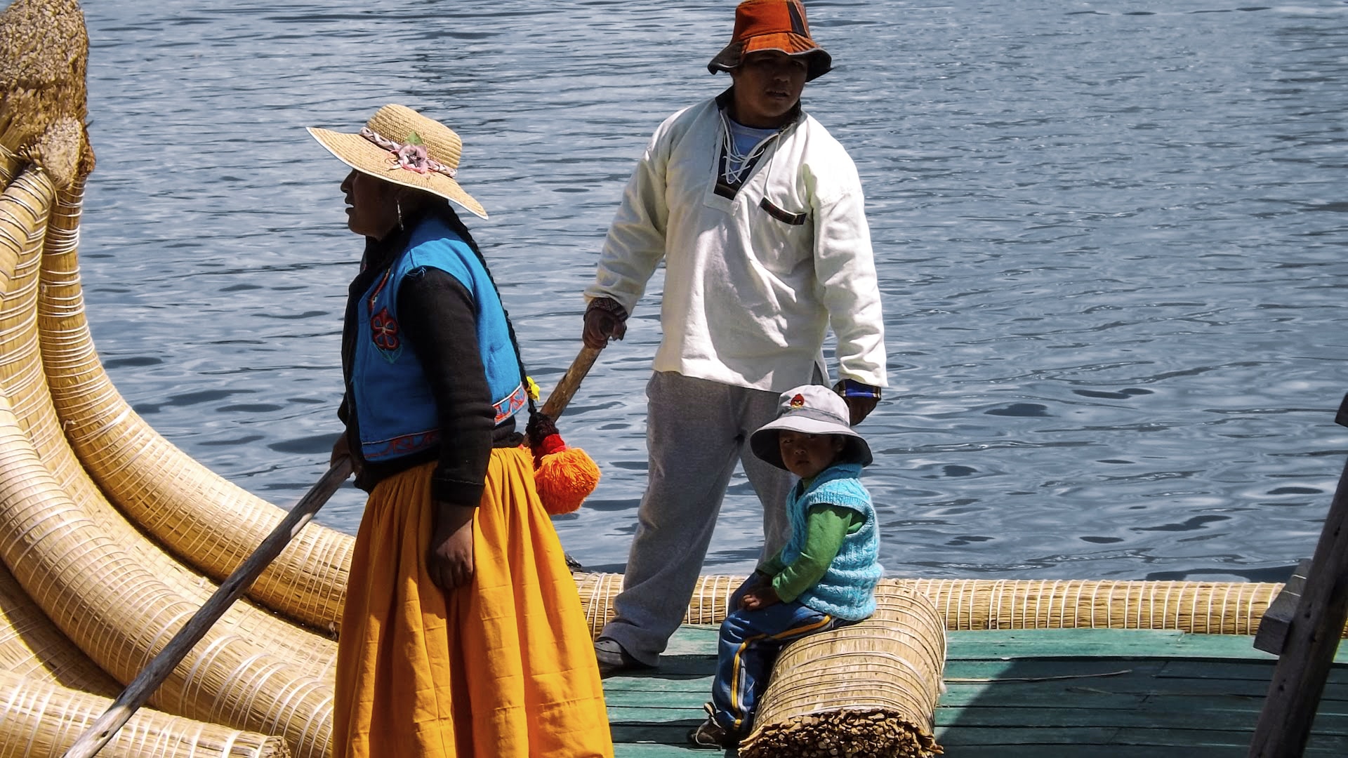 Lake Titicaca Full Day Tour to Uros and Taquile Islands