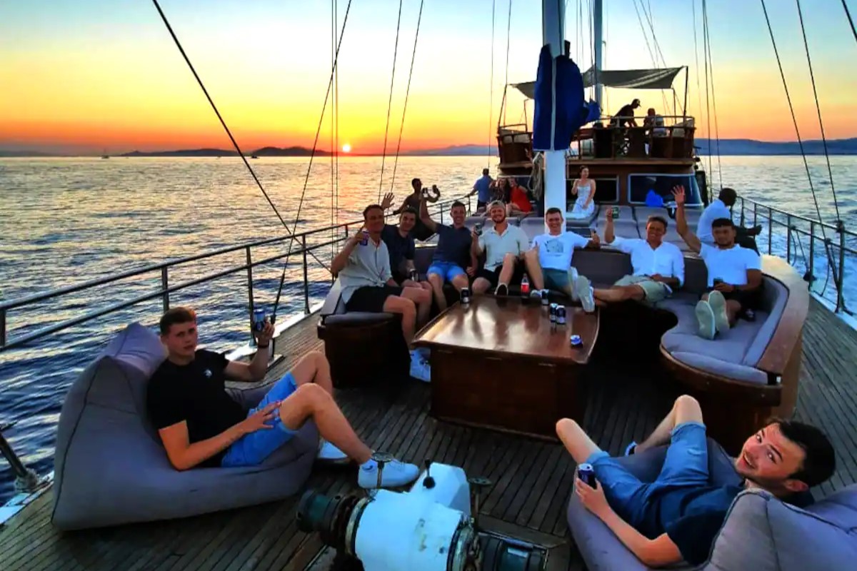 Athens Riviera Sunset Cruise Tour