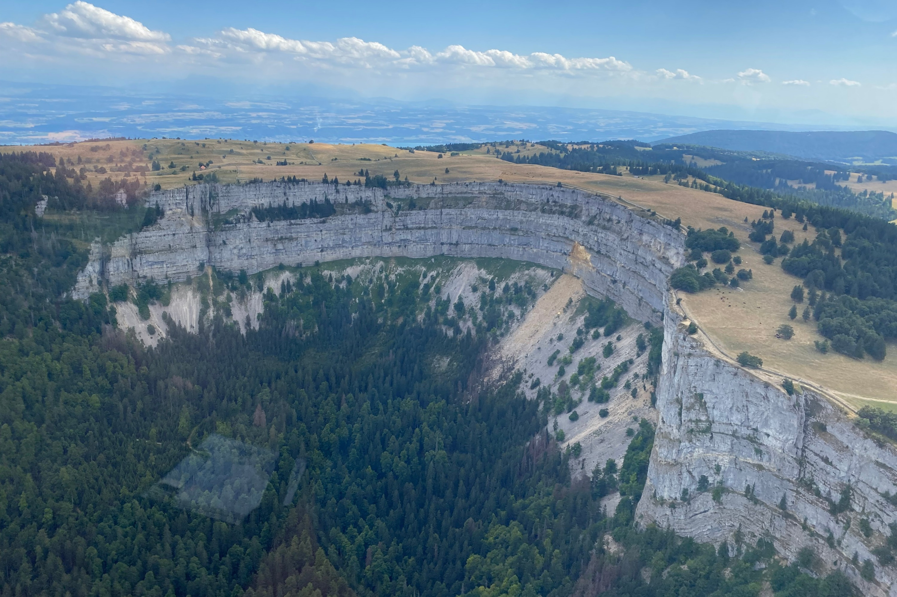 Jura and Seeland Private Helicopter Tour from Bern 
