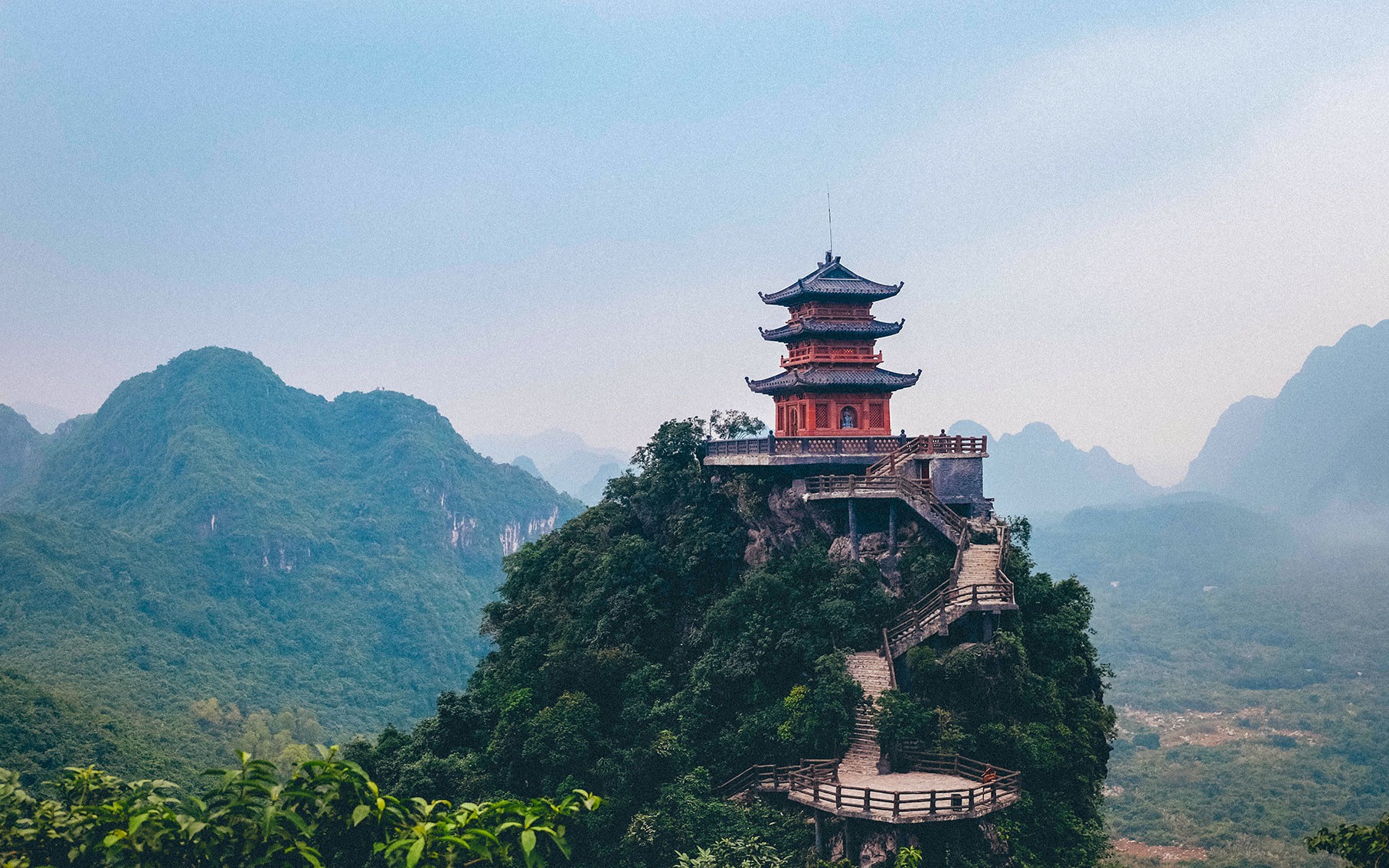 From Ha Noi: Tam Chuc Pagoda & Ninh Binh Thung Ui Day Tour with Buffet Lunch