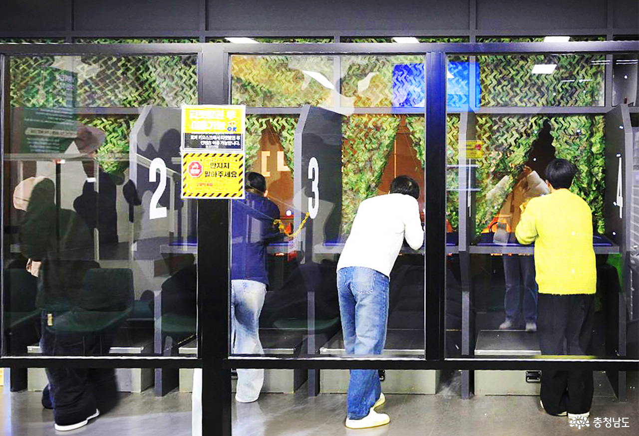 此活動不包含在官方旅遊方案中，僅限不影響既定行程的情況下參與。每項活動皆需額外付費。