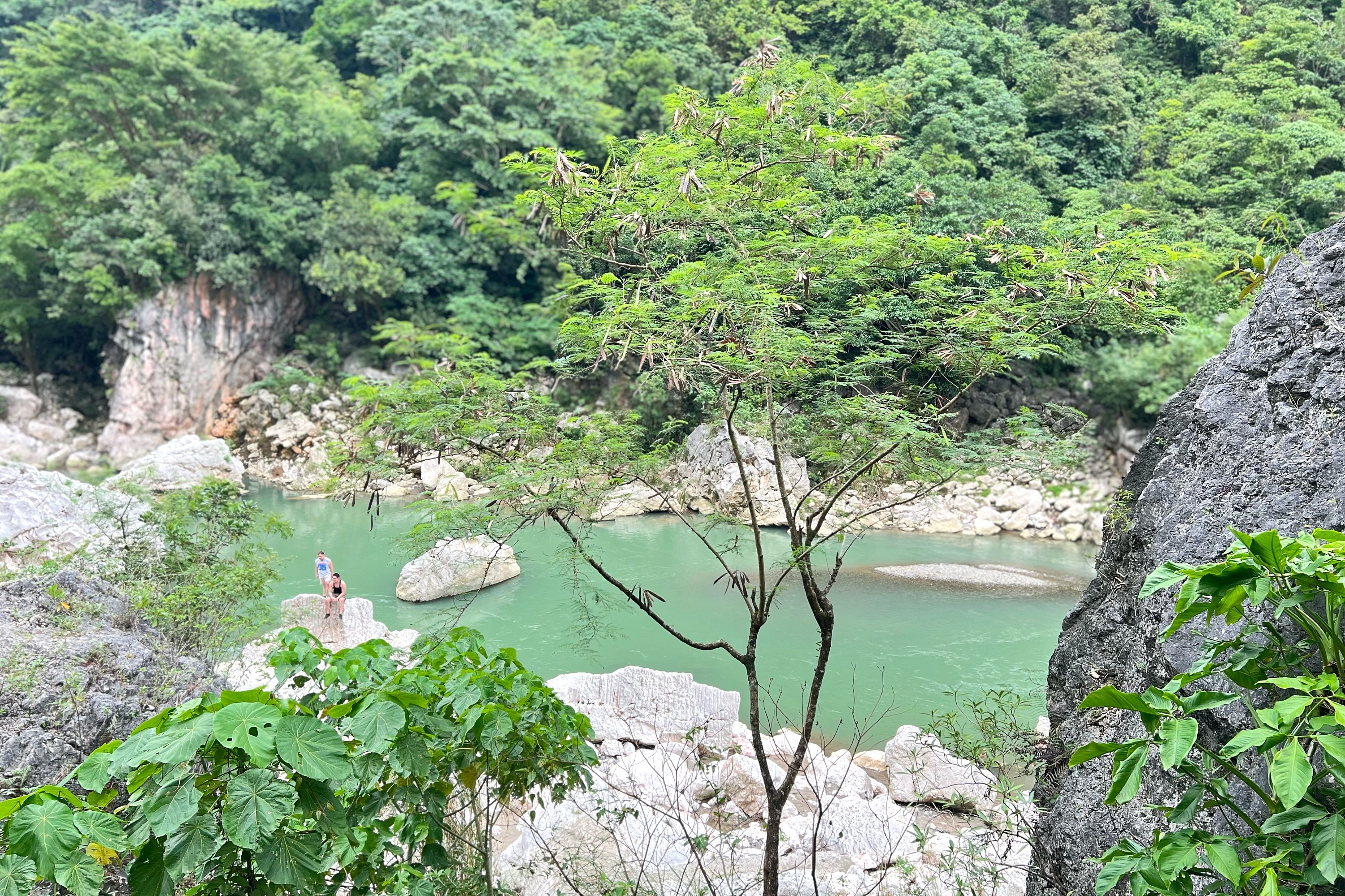 Fun River Tubing and Tinipak River Tour in Rizal