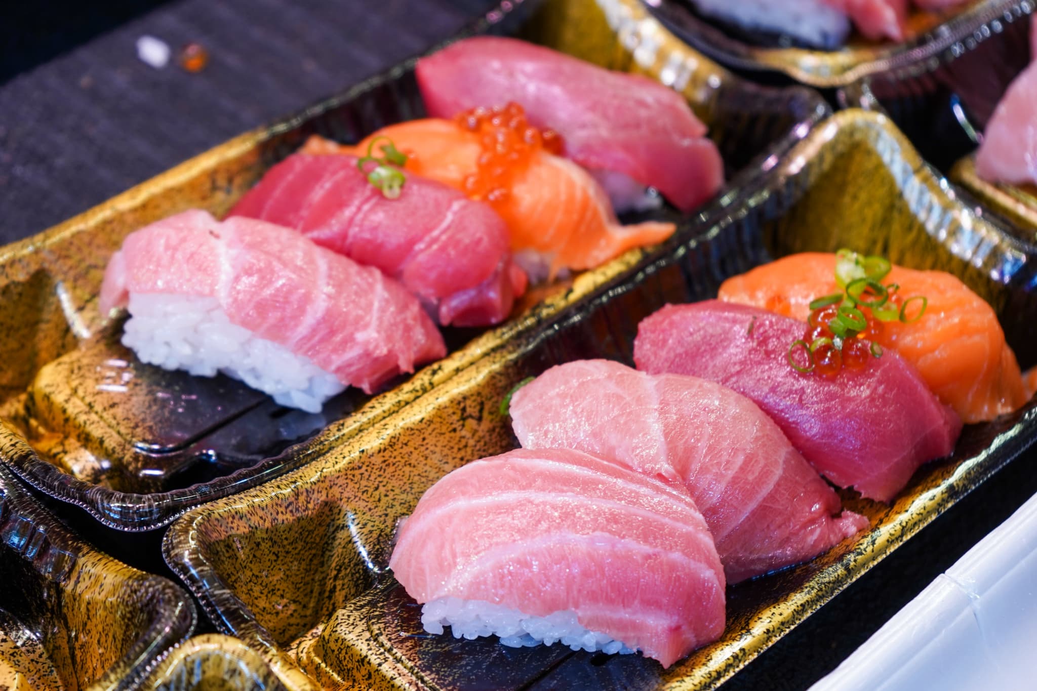 Tsukiji Market Fresh and Seasonal Japanese Delicacies Tour
