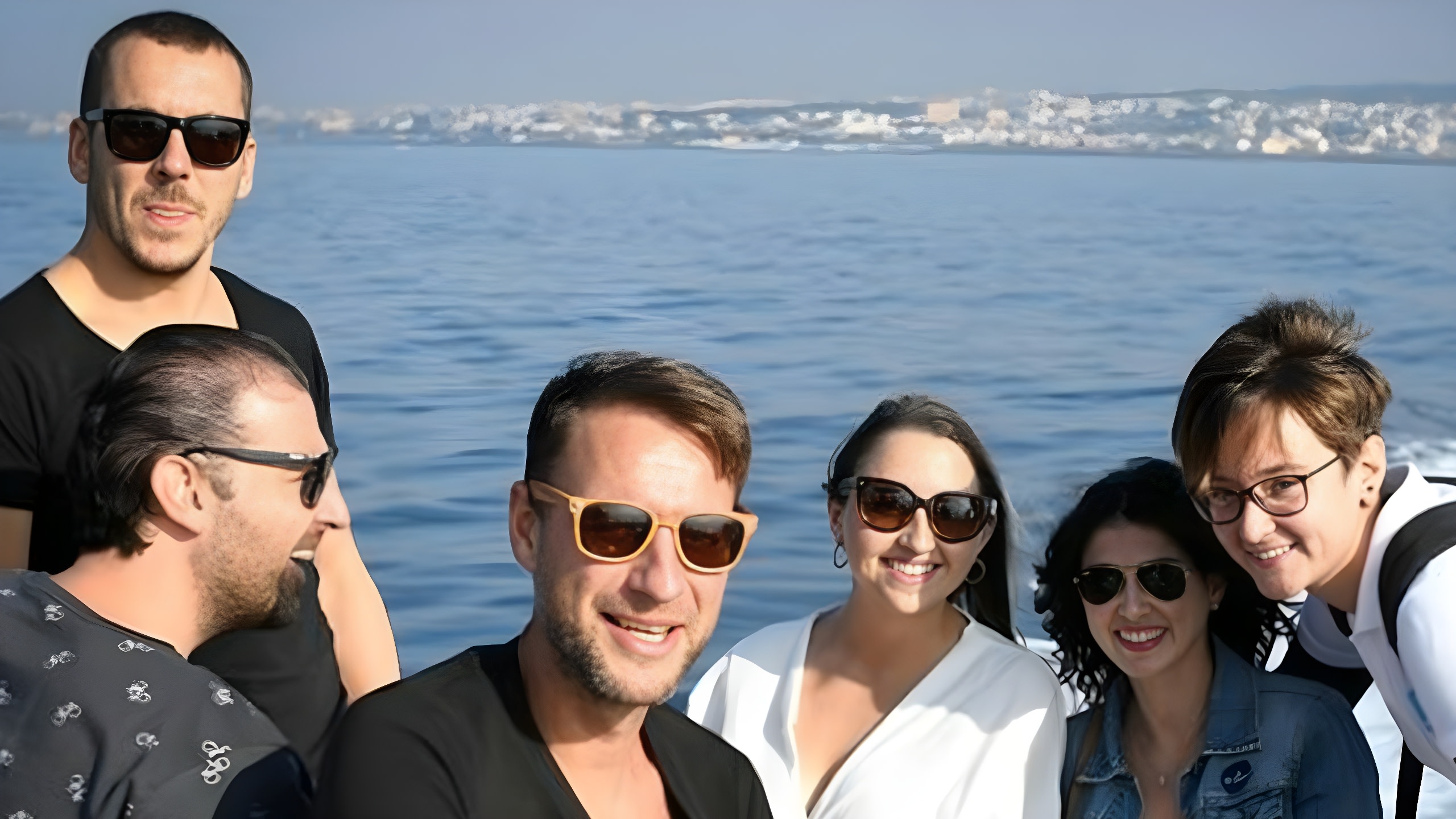 微笑、陽光和海風——在卡普里島水域度過的完美一天