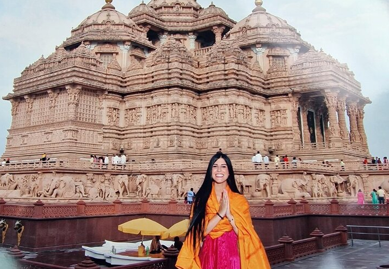 2 Nights 3 Days Delhi Agra Jaipur Trip by Car (Golden Triangle)