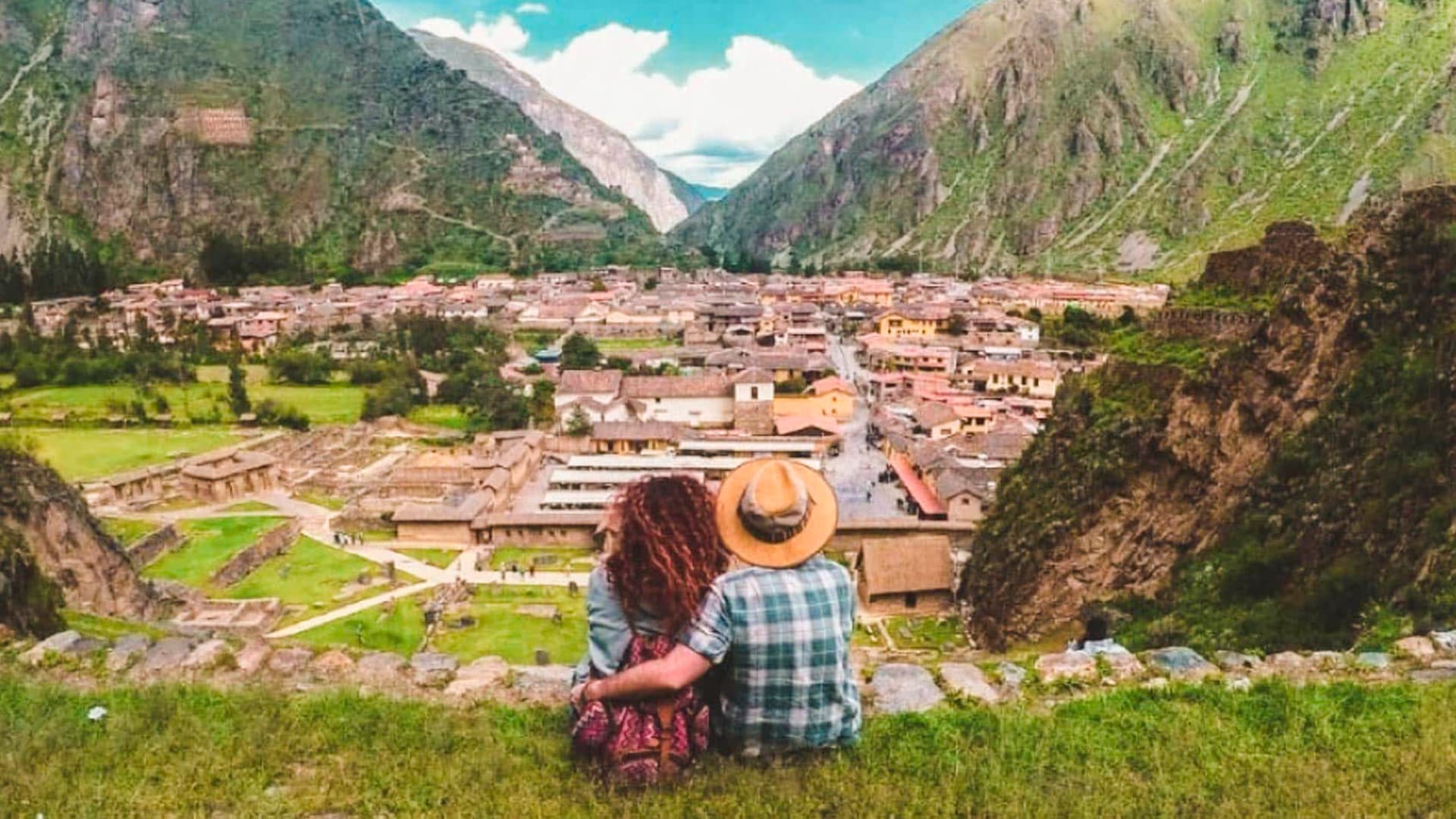 Visit traditional villages, Inca ruins, and iconic valley sites