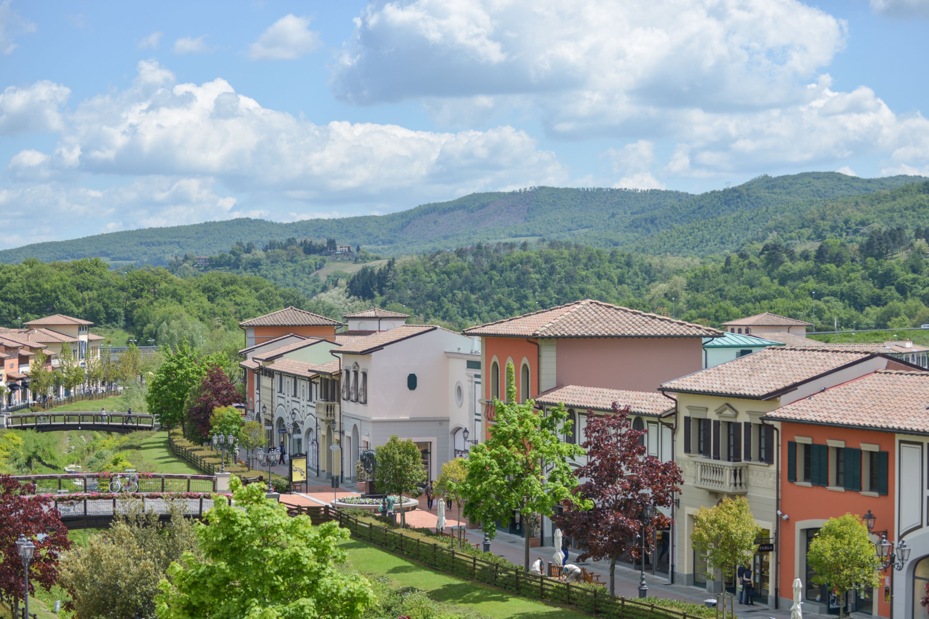 Shuttle Bus to Barberino Designer Outlet from Florence