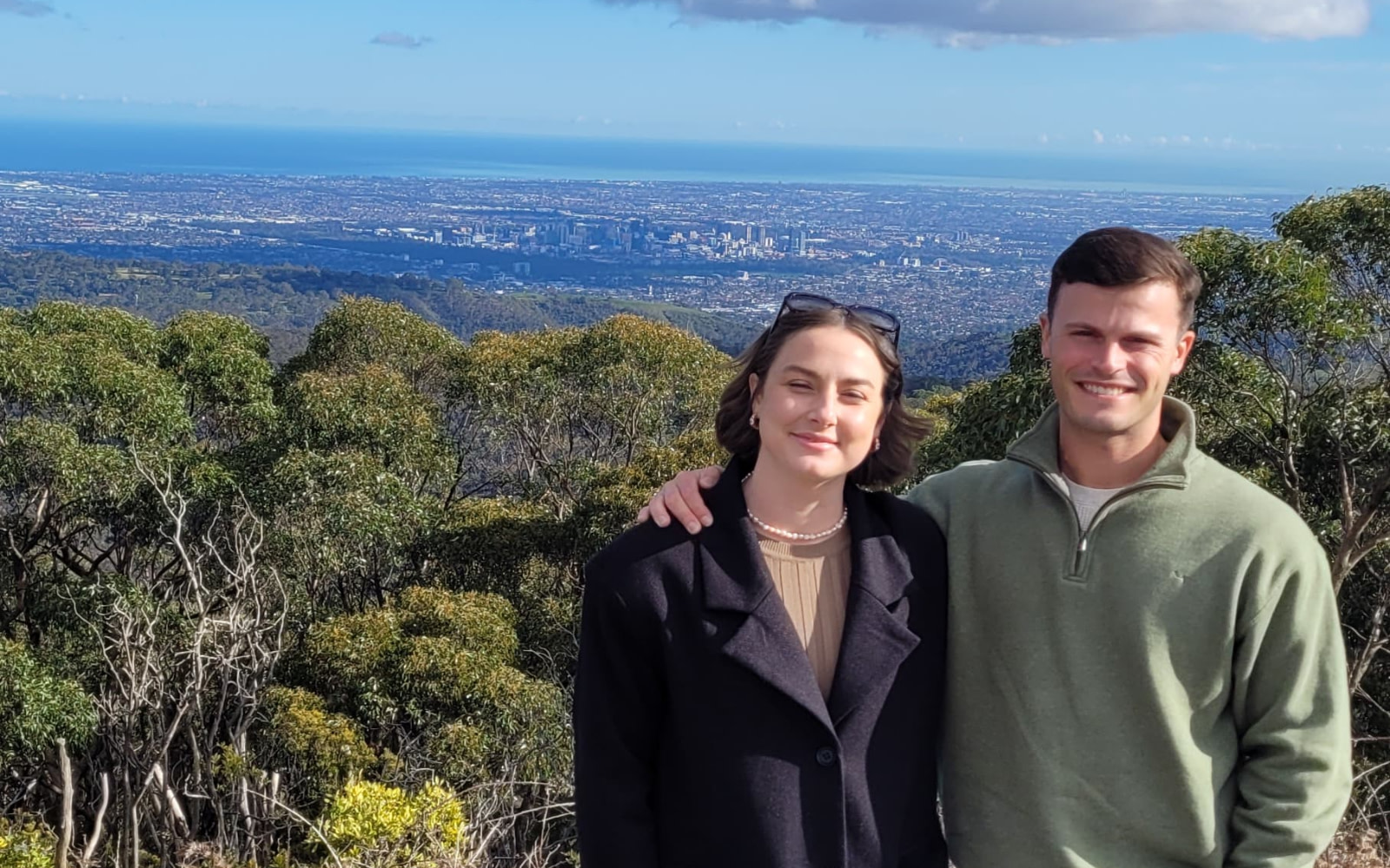 Hahndorf Village and Adelaide Hills Distillery Day Tour from Adelaide