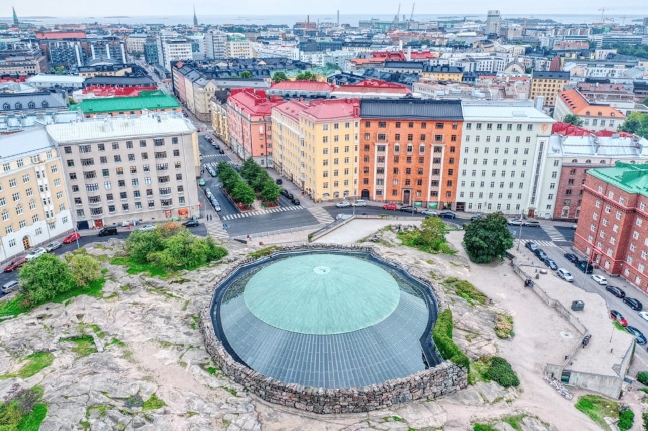 Ultimate Helsinki & Porvoo Tour– Private Car & Local Stories