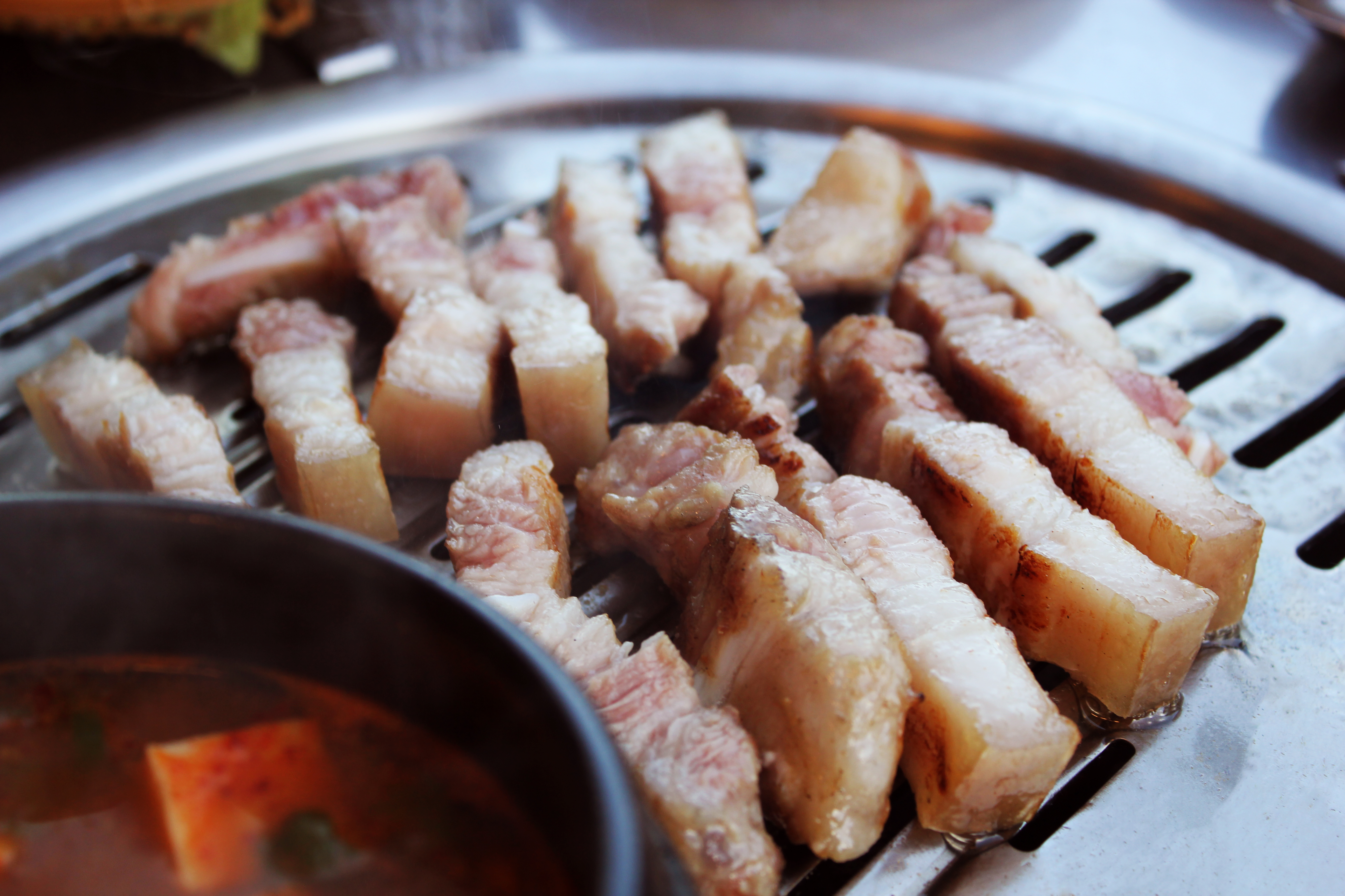 【首尔韩式烧烤】老房子木炭烤肉(弘大店)优惠套餐