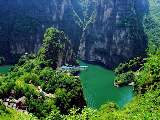 Unlock the Beauty of Longqingxia: Hassle-Free Private Transfers 