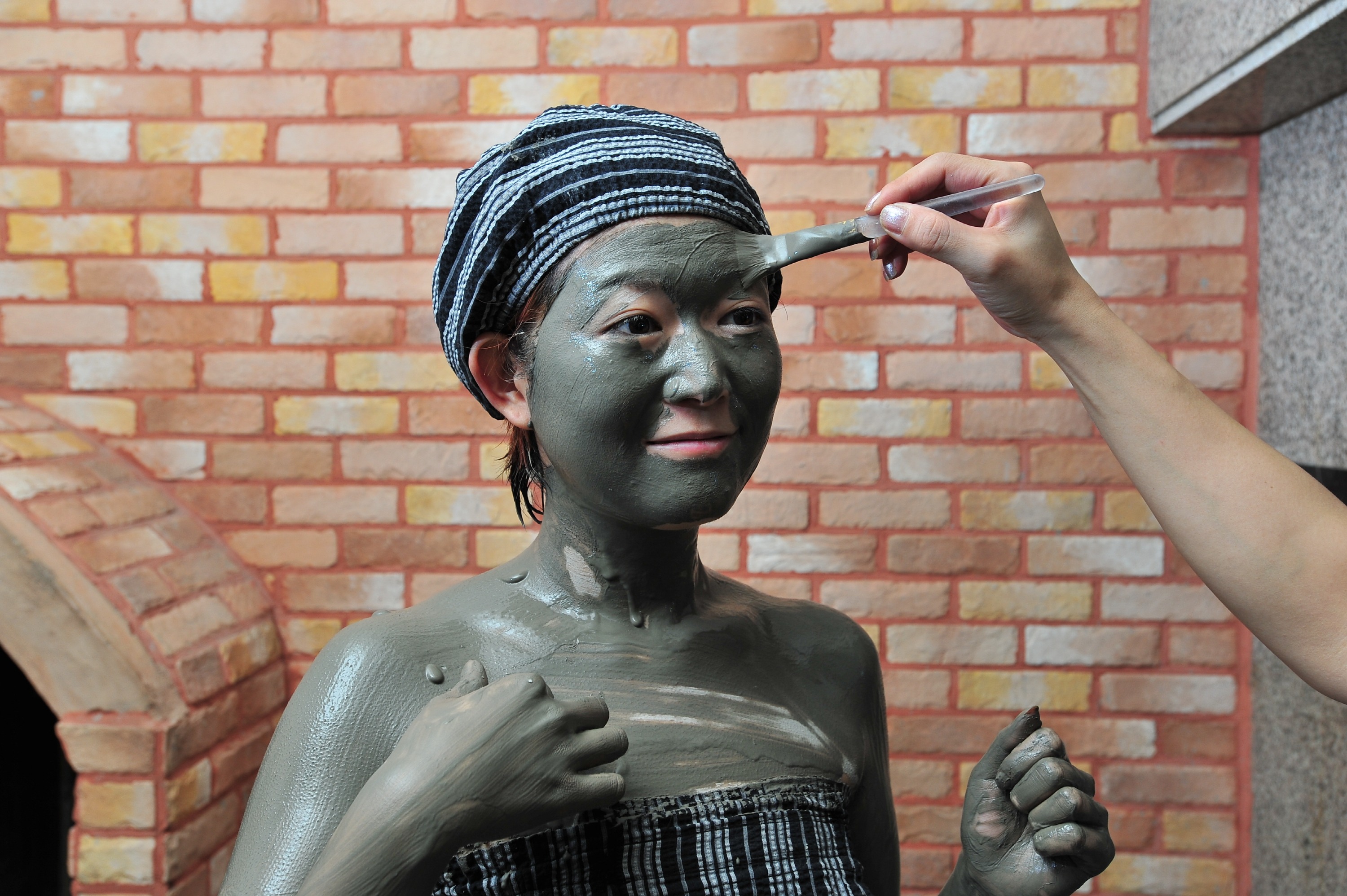 明洞 Hana Mud Spa 水療按摩體驗（限女性）