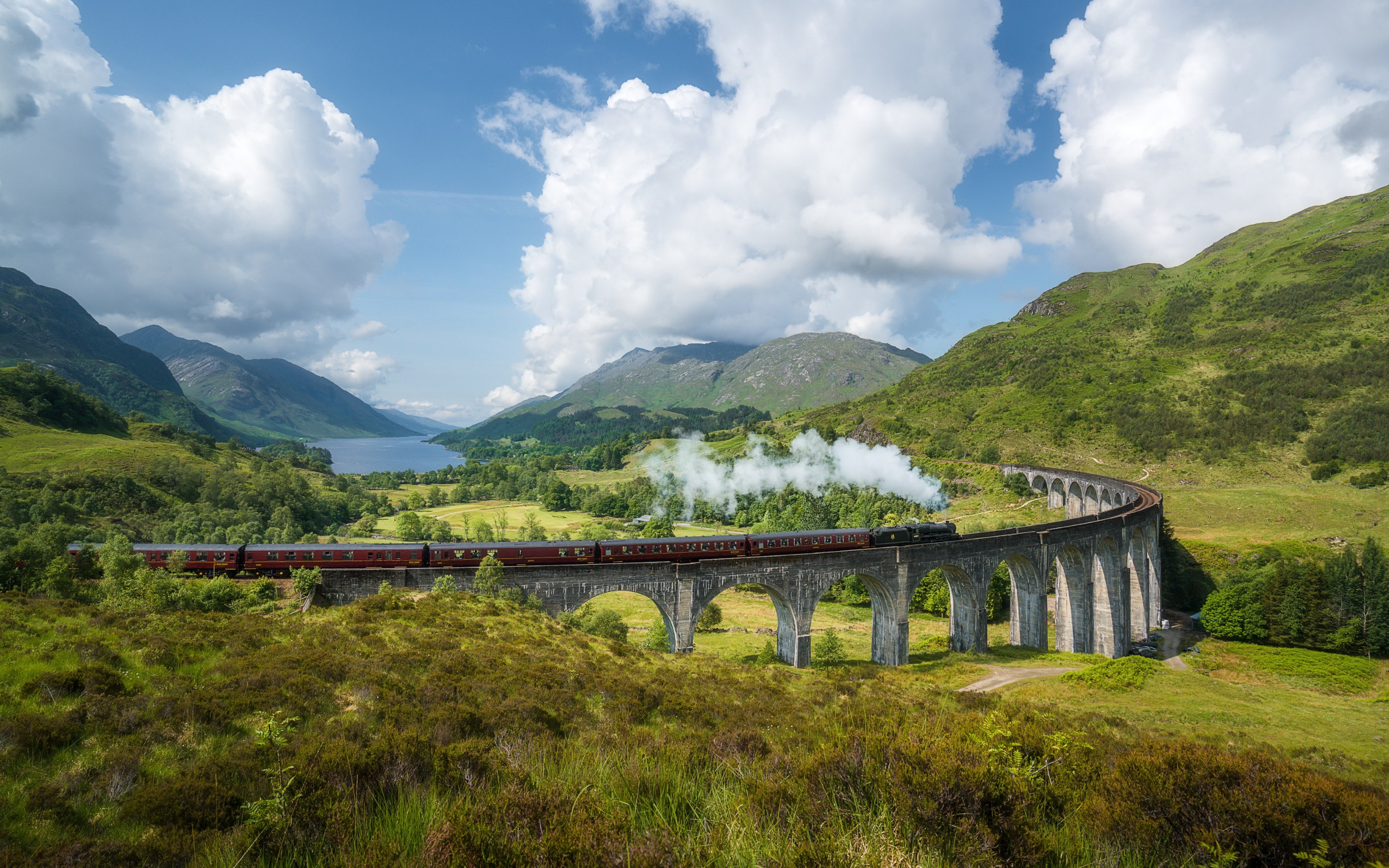 Glenfinnan, Glencoe & Scottish Highlands Tour from Edinburgh