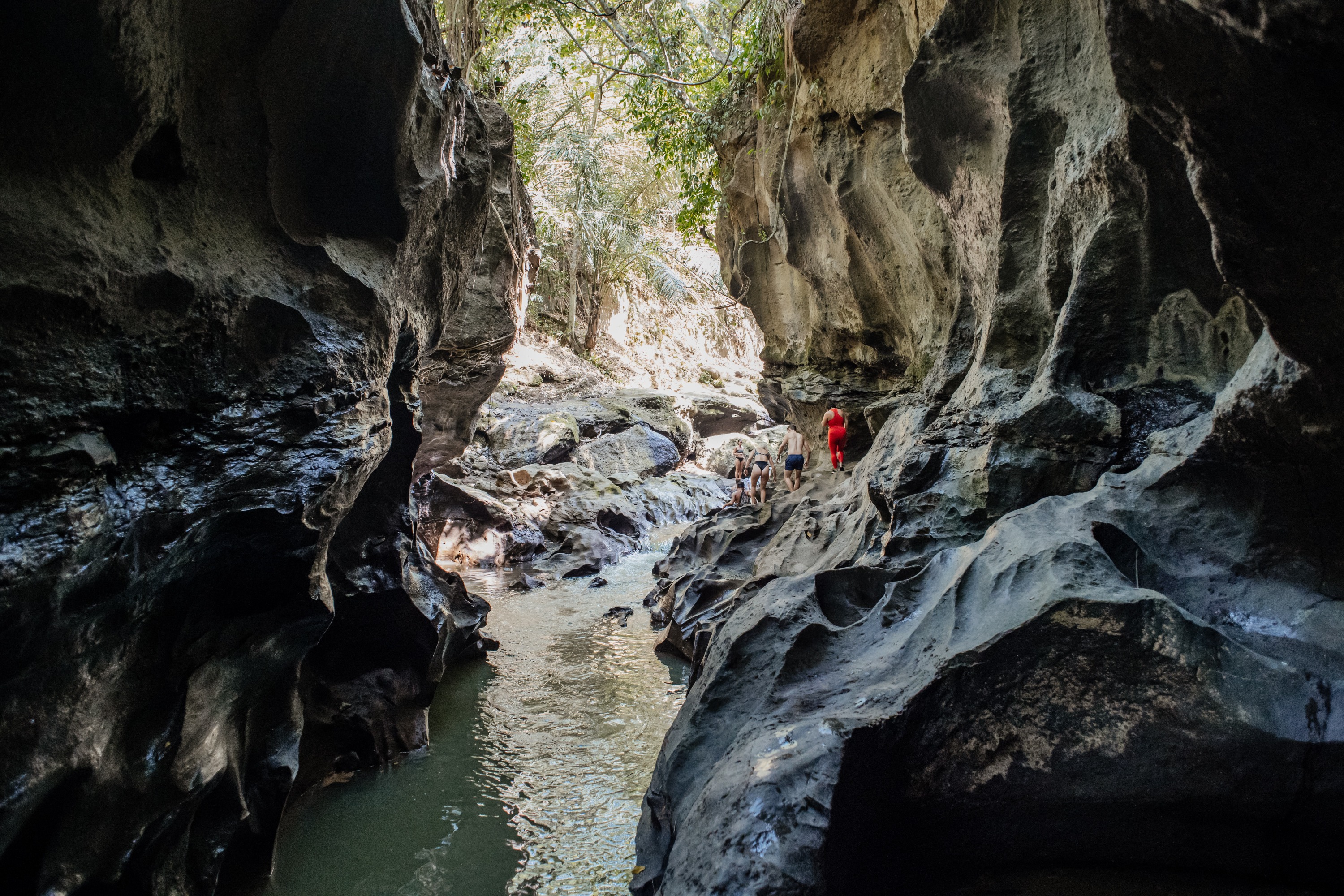 巴厘島Hidden Canyon & Tegenungan瀑布探險一日遊