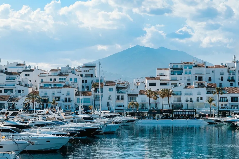 Marbella, Mijas and Puerto Banus Tour from Malaga