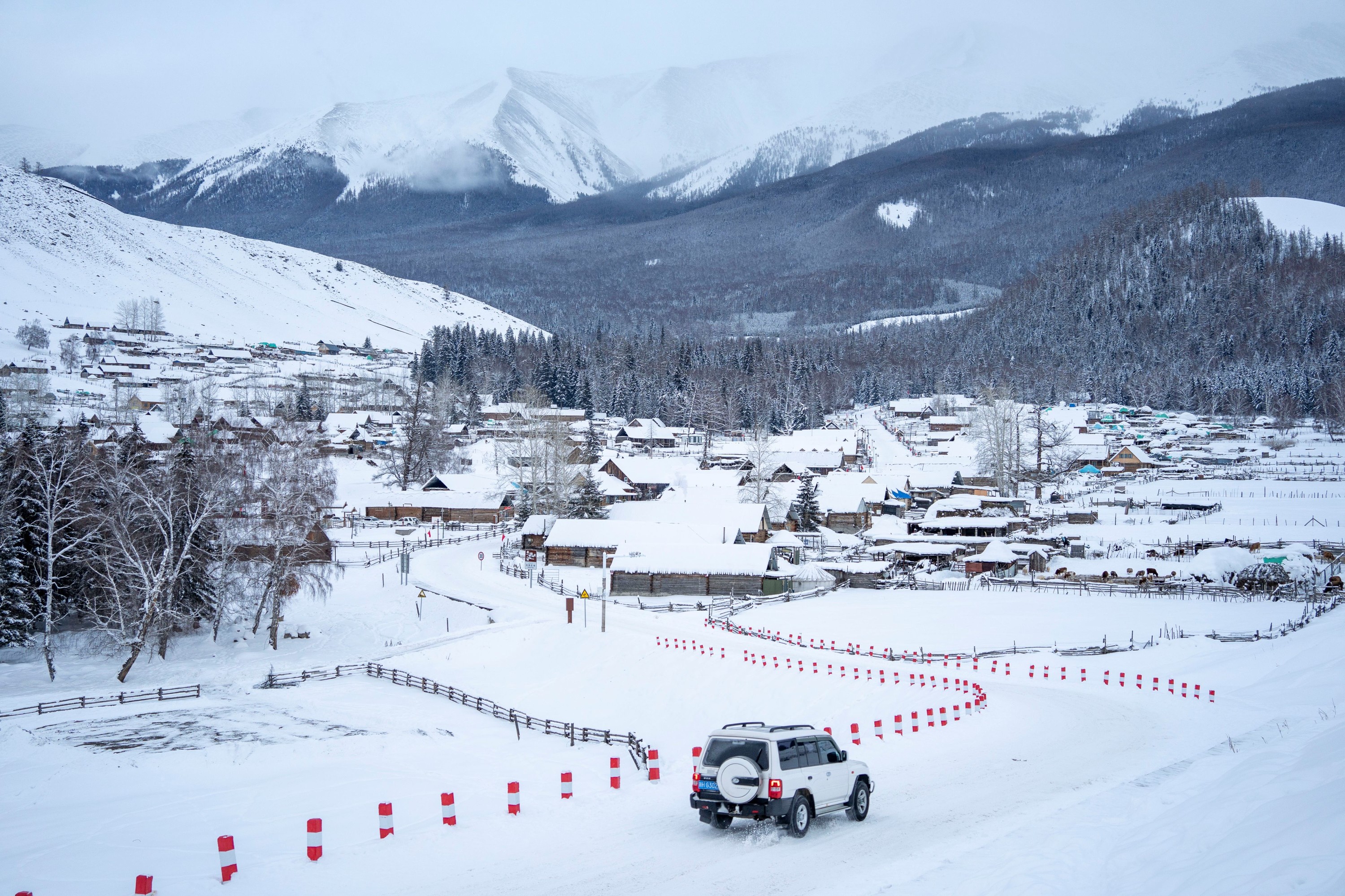 Off-road More Freedom | 8-Day Tour of Altay, Xinjiang with a Four-Wheel Drive Off-Road Vehicle