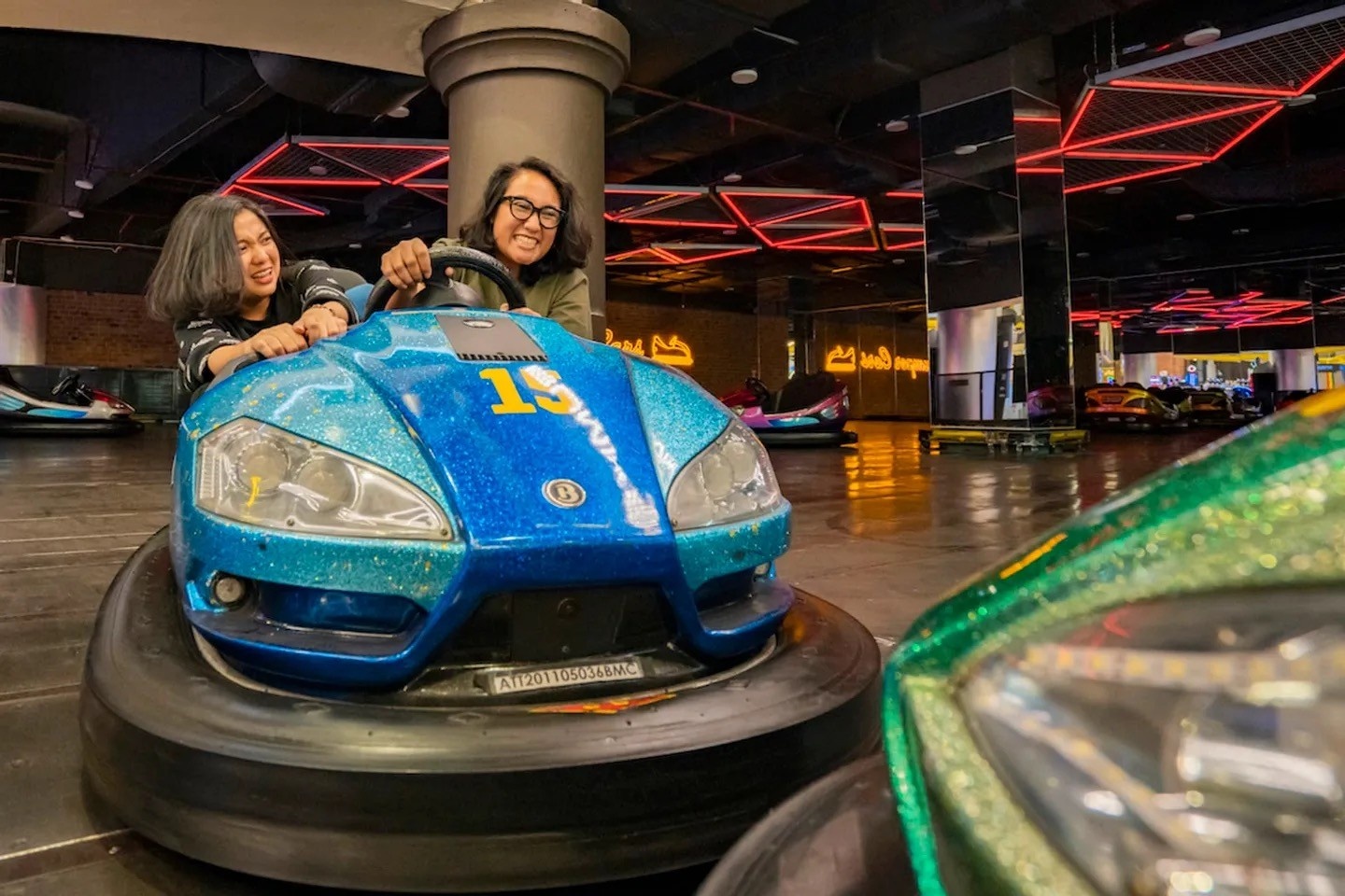 準備好在 Timezone 的碰碰車競技場中，享受無止盡的歡笑與刺激吧！